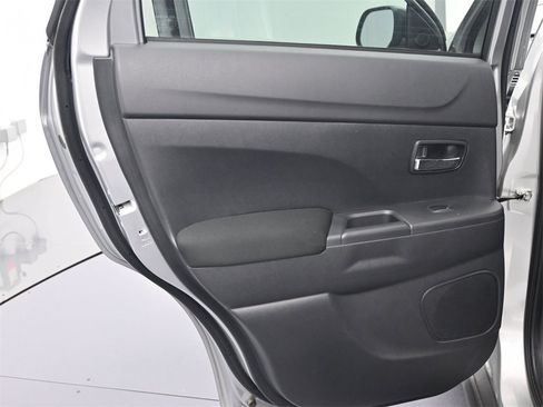 Used 2024 Mitsubishi Outlander Sport ES image 14