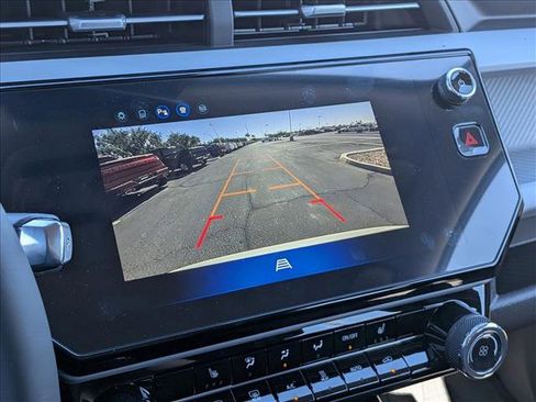 New 2027 Chevrolet Bolt LT w/ Comfort Package FWD image 13
