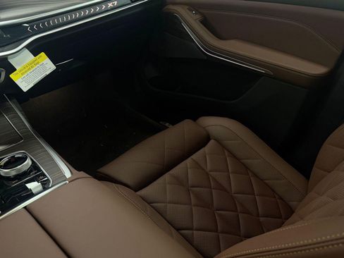New 2026 BMW X7 xDrive40i image 24
