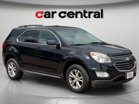 Used 2017 Chevrolet Equinox LT w/ Convenience Package AWD/4WD image 8