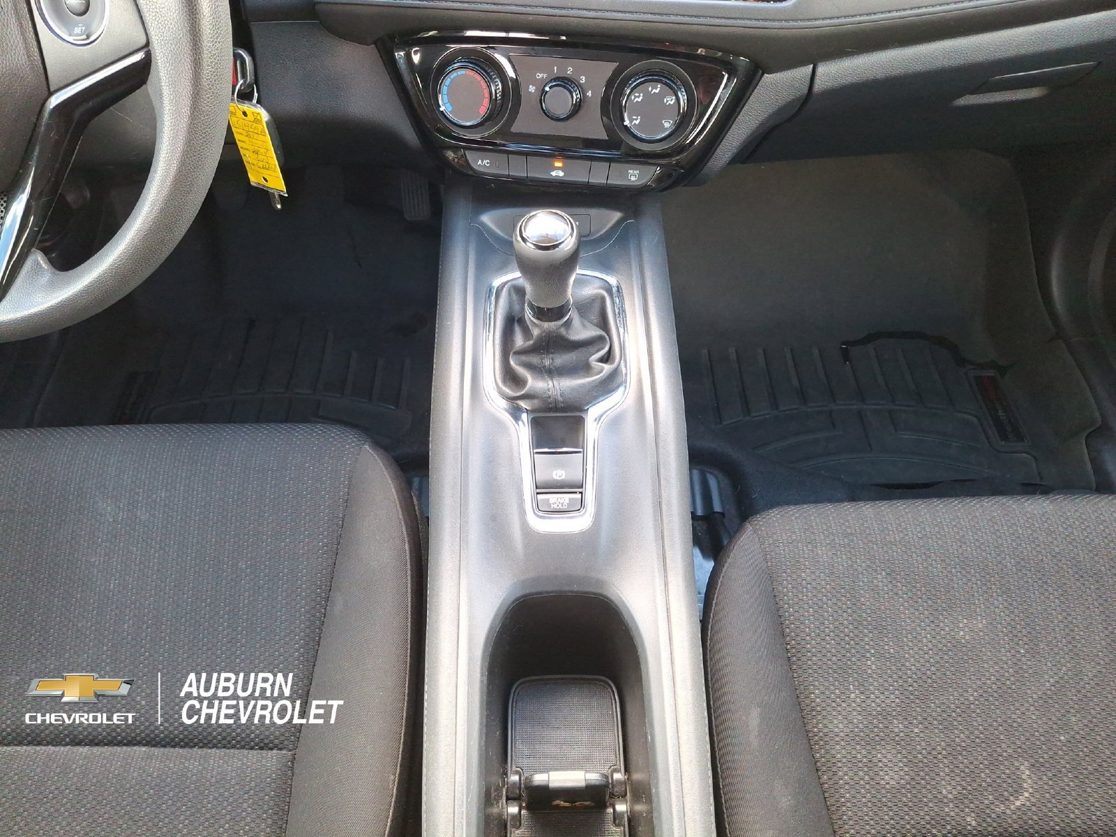 Used 2017 Honda HR-V LX image 12