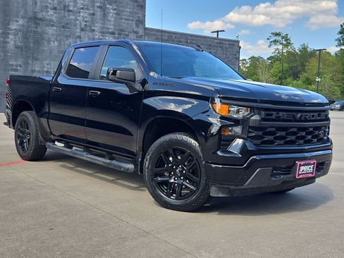 Used 2024 Chevrolet Silverado 1500 Custom w/ Turbomax Blackout Package RWD image 3