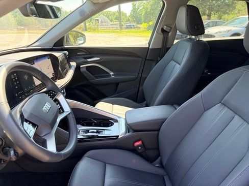 Certified 2025 Audi Q5 Premium Plus w/ Premium Plus AWD/4WD image 7