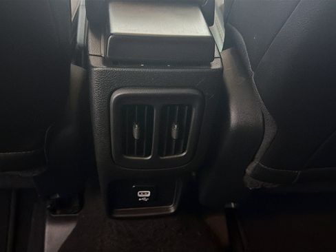 Used 2021 Jeep Compass Latitude w/ Sun and Sound Group AWD/4WD image 26
