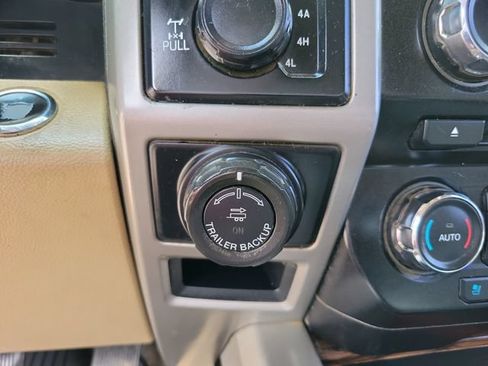 Used 2018 Ford F150 Lariat w/ Equipment Group 501A Mid AWD/4WD image 22