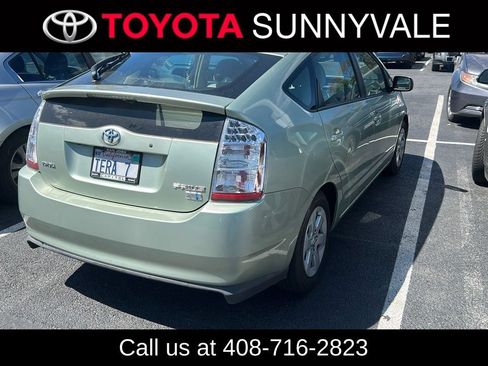 Used 2007 Toyota Prius w/ Pkg 5 FWD image 2