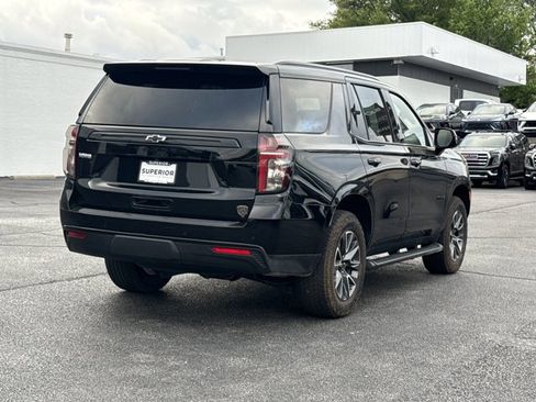 Used 2024 Chevrolet Tahoe Z71 w/ Luxury Package image 3