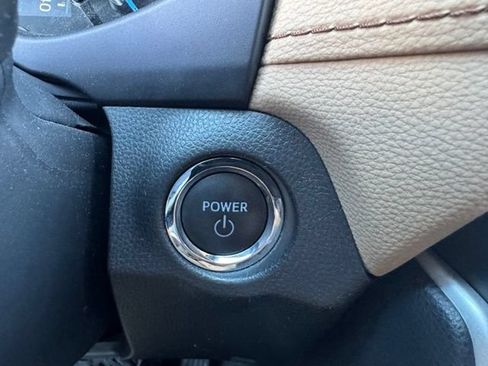 Used 2023 Toyota RAV4 XLE Premium AWD/4WD image 33