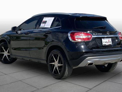 Used 2017 Mercedes-Benz GLA 250 image 12