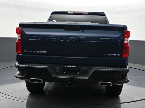 Used 2021 Chevrolet Silverado 1500 Custom Trail Boss AWD/4WD image 4