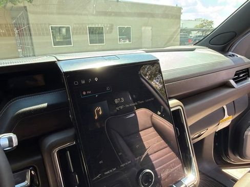 Used 2026 GMC Yukon XL Denali Ultimate w/ LPO, Get Active Package AWD/4WD image 2
