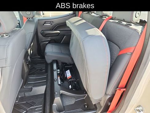 Used 2023 Chevrolet Colorado Z71 w/ Z71 Convenience Package 2 image 29