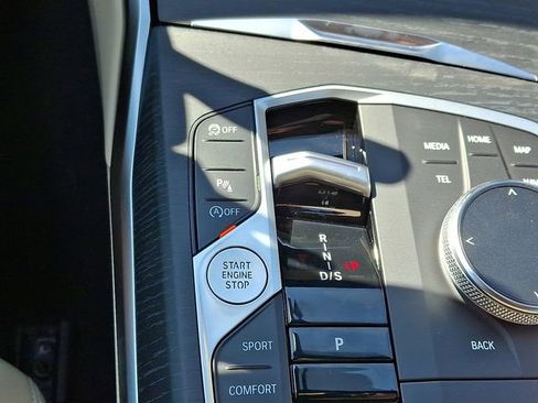 Certified 2025 BMW 330i xDrive Sedan w/ Convenience Package image 22