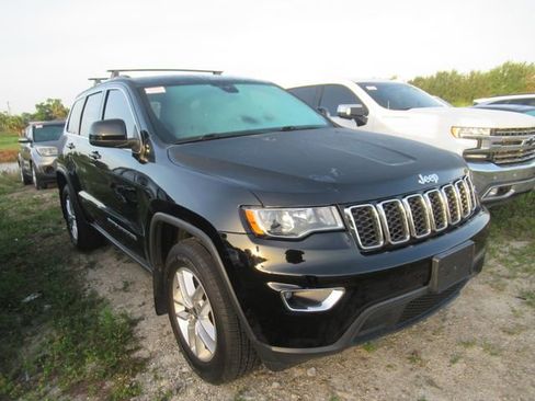 Used 2017 Jeep Grand Cherokee Laredo w/ Quick Order Package 23E AWD/4WD image 1