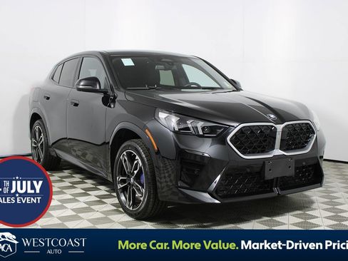 Used 2025 BMW X2 xDrive28i AWD/4WD image 1