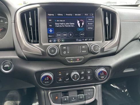Used 2024 GMC Terrain AT4 w/ Infotainment Package II AWD/4WD image 27