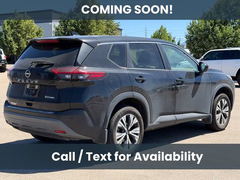 Used 2023 Nissan Rogue SV AWD/4WD image 5