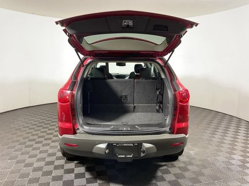 Used 2012 Chevrolet Traverse LT FWD image 10