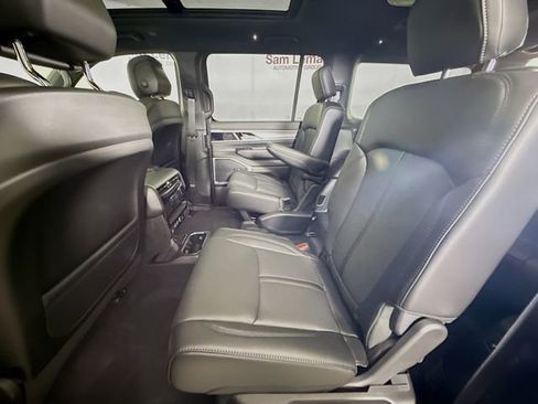 New 2026 Jeep Grand Wagoneer 4WD image 35