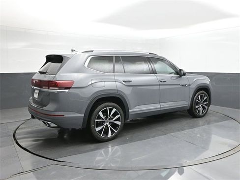 New 2025 Volkswagen Atlas SEL Premium R-Line image 15