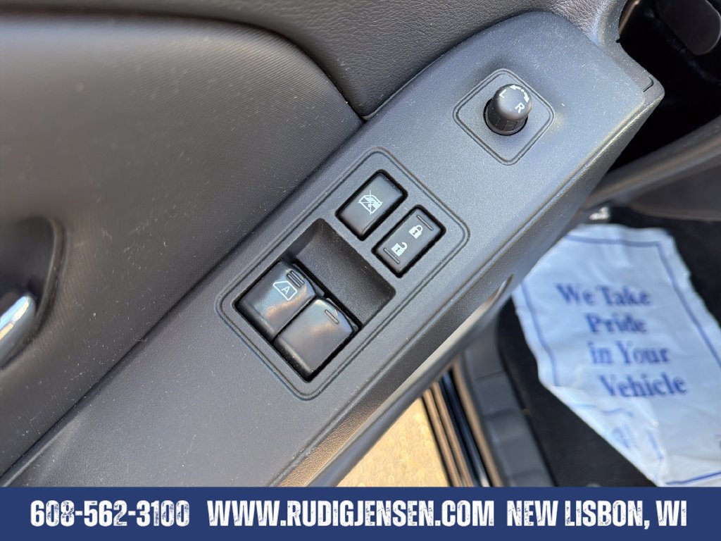 Used 2022 Nissan Frontier SV AWD/4WD image 11