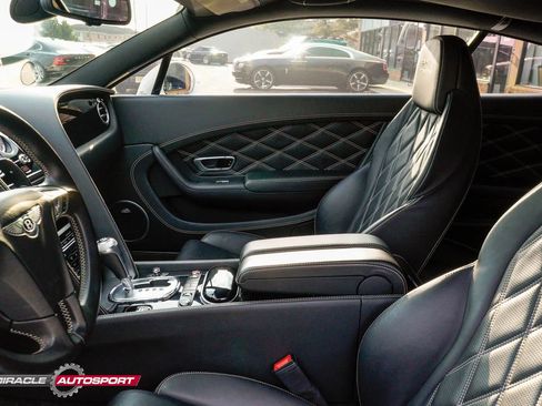 Used 2013 Bentley Continental GT image 23