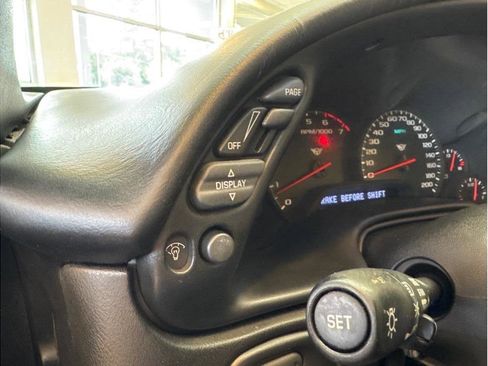 Used 1999 Chevrolet Corvette Coupe w/ Memory Pkg image 12