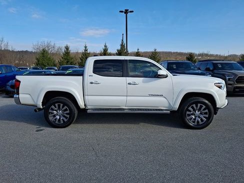 Certified 2023 Toyota Tacoma SR5 w/ Chrome Package RWD image 7