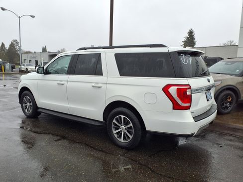 Used 2019 Ford Expedition Max XLT w/ Equipment Group 201A image 8
