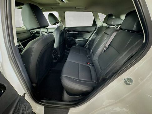 Certified 2024 Kia Seltos EX AWD/4WD image 24
