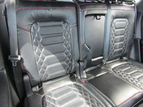 Used 2024 Ford Escape ST-Line Elite w/ Premium Technology Package AWD/4WD image 10
