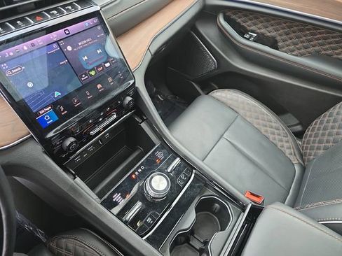 Used 2025 Jeep Grand Cherokee Summit image 26