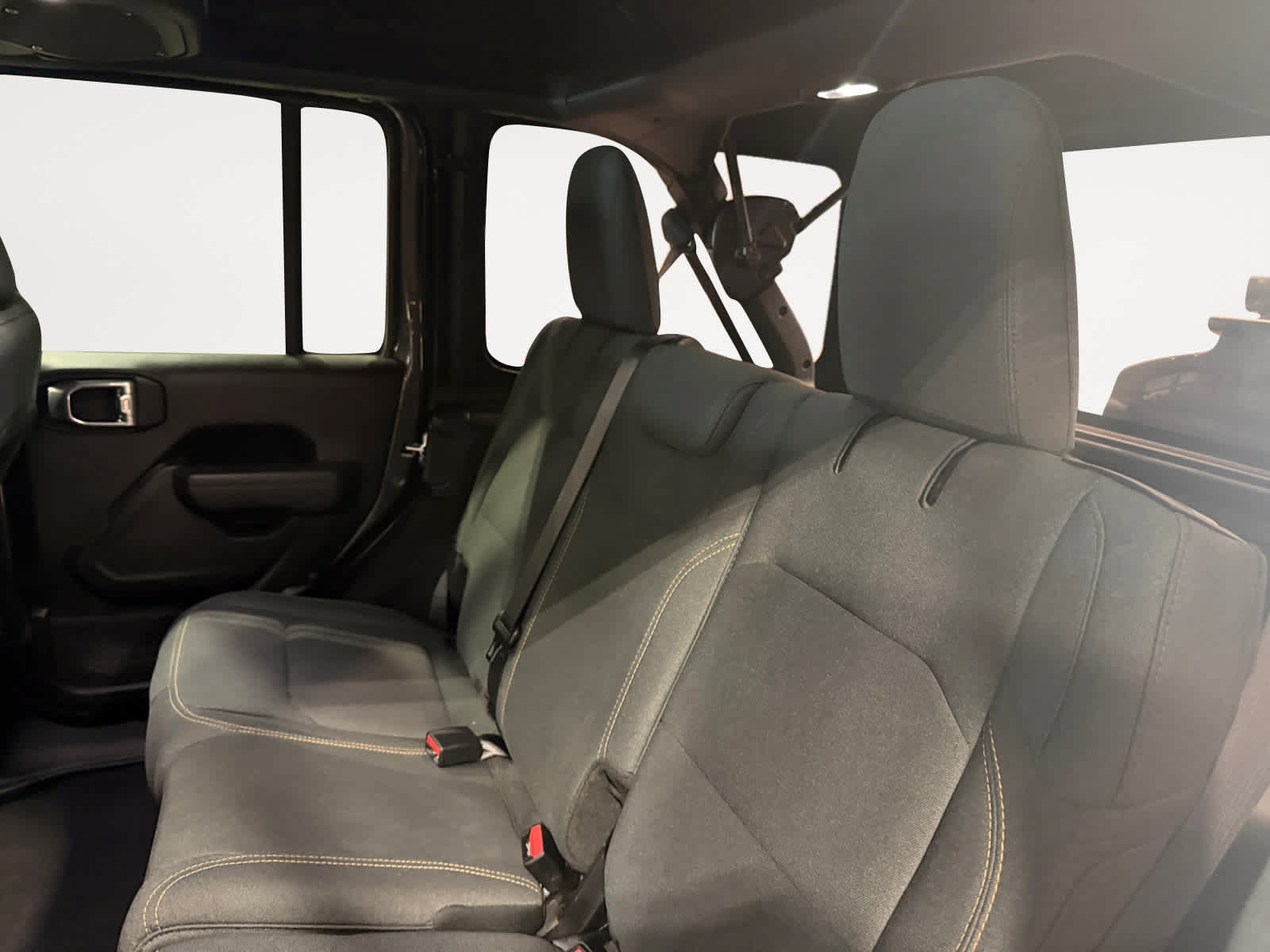Used 2024 Jeep Wrangler Unlimited Sport AWD/4WD image 14