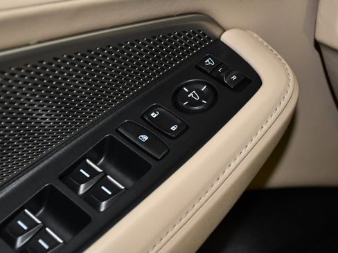 Certified 2024 Acura MDX SH-AWD w/ Technology Package image 33