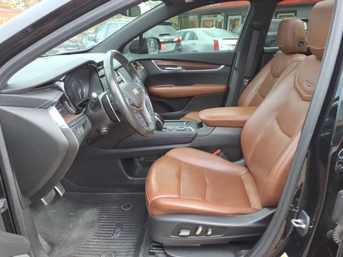 Used 2021 Cadillac XT5 Sportv AWD/4WD image 10