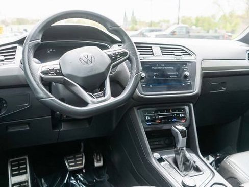 Used 2024 Volkswagen Tiguan SE R-Line AWD/4WD image 14