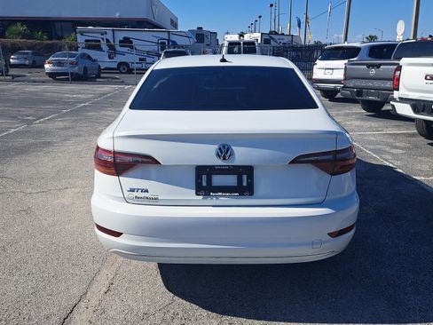 Used 2019 Volkswagen Jetta S image 7