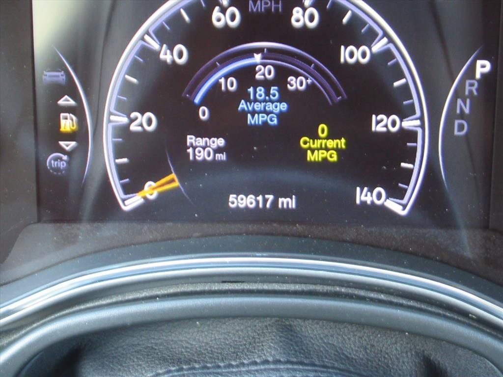 Used 2022 Jeep Grand Cherokee Laredo E AWD/4WD image 30