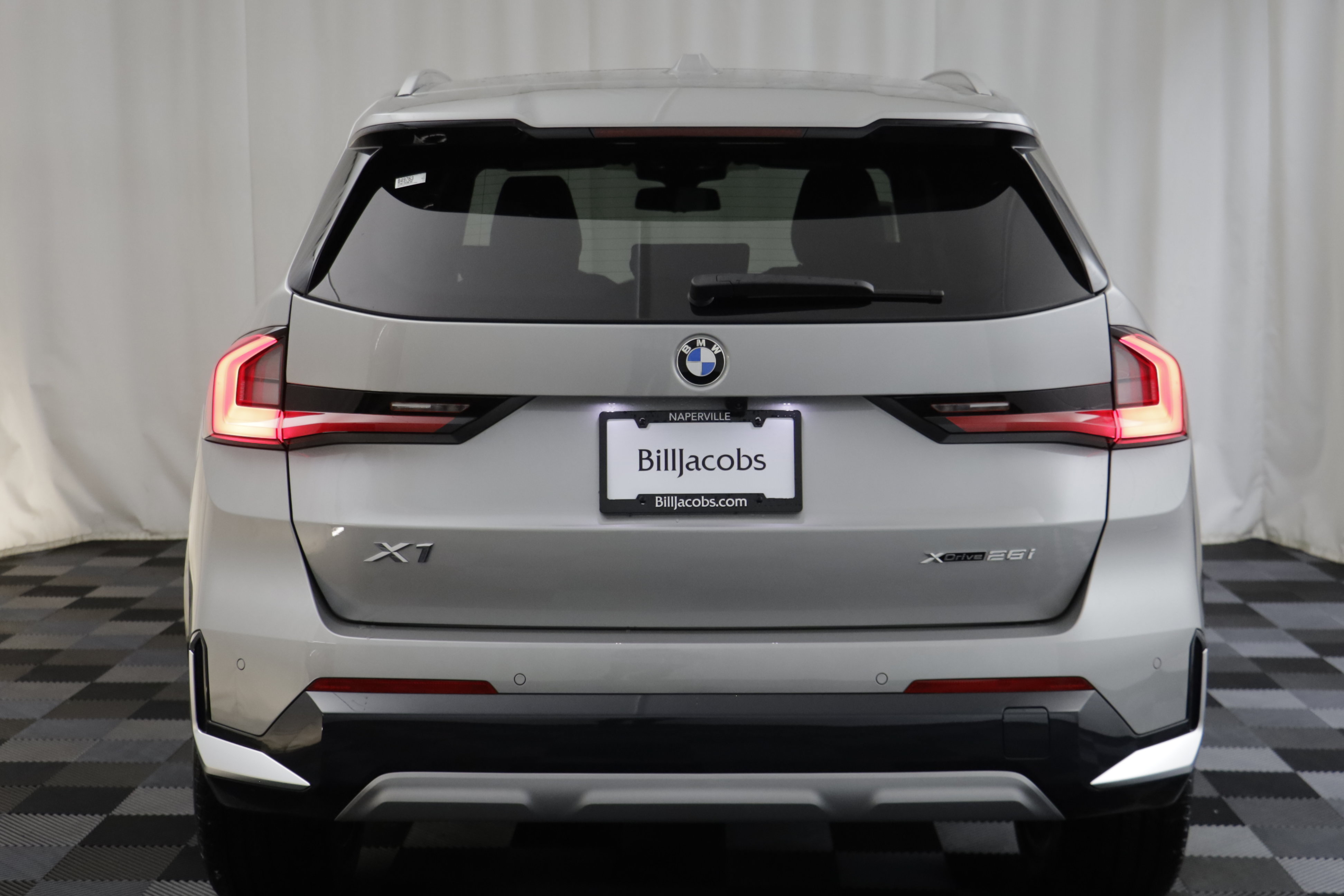 New 2027 BMW X1 xDrive28i AWD/4WD image 16