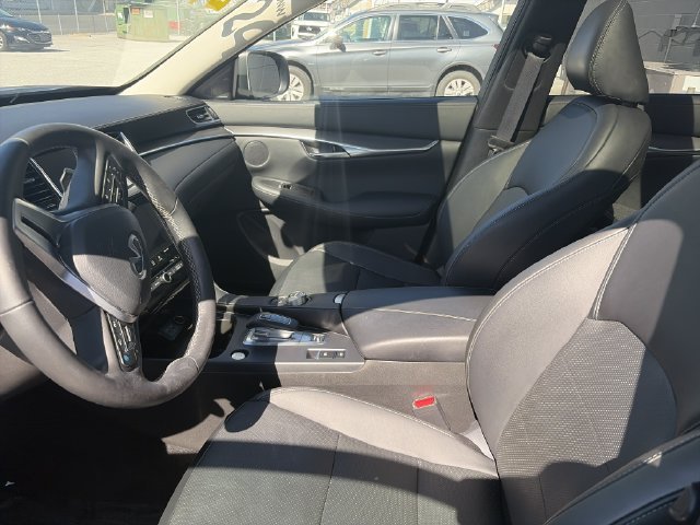 Used 2024 INFINITI QX50 Luxe AWD/4WD image 12