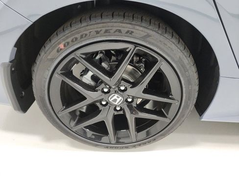 Used 2024 Honda Civic Sport image 9