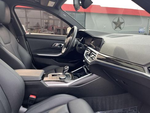Used 2019 BMW 330i Sedan w/ Convenience Package image 33