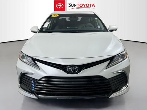Used 2023 Toyota Camry XLE image 10