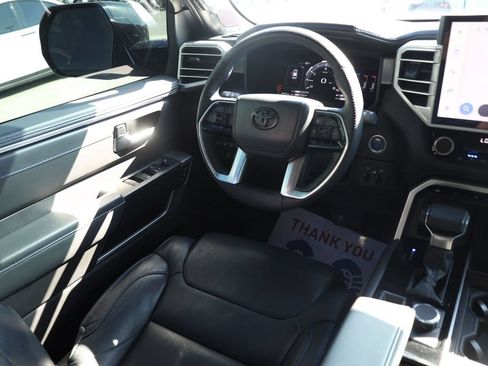 Used 2024 Toyota Sequoia Platinum AWD/4WD image 21