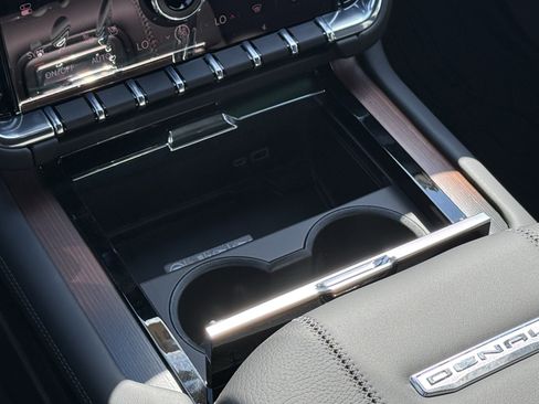 New 2026 GMC Yukon XL Denali w/ Sun & Power Step Package image 15