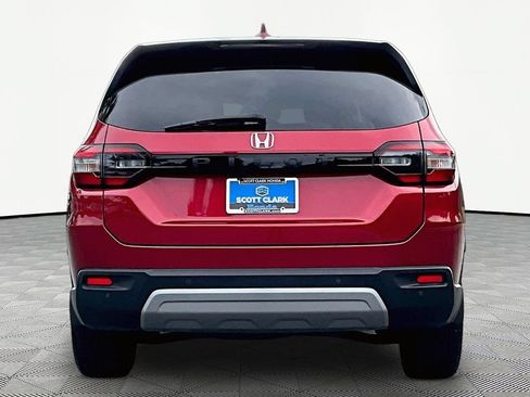 Used 2025 Honda Pilot EX-L image 7