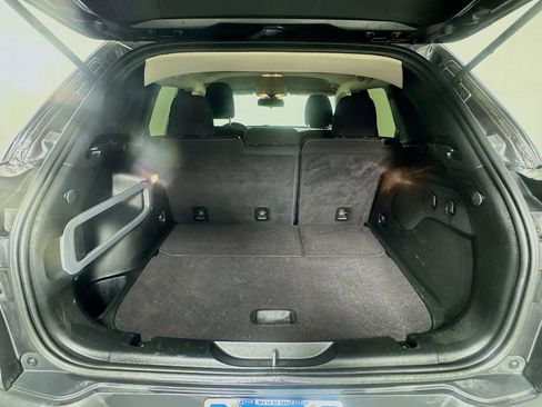 Used 2016 Jeep Cherokee Latitude w/ Safety/Convenience Group image 31