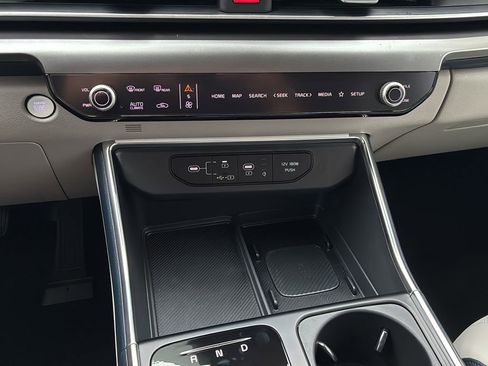 New 2026 Kia Carnival SX FWD image 22