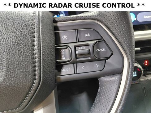 Used 2025 Toyota 4Runner Trailhunter image 9