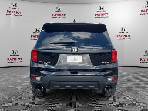 Used 2023 Honda Passport EX-L image 4